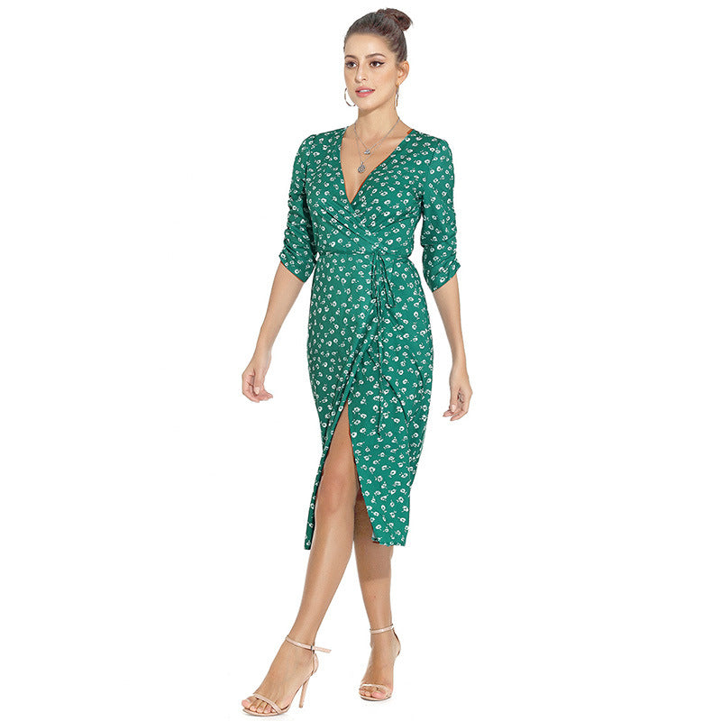 1950s Red Floral Print V-Neck Wrap Midi Dress with 3/4 Sleeves and Front Slit