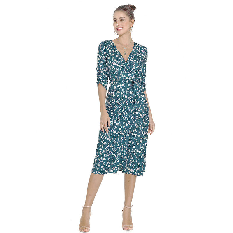 1950s Red Floral Print V-Neck Wrap Midi Dress with 3/4 Sleeves and Front Slit