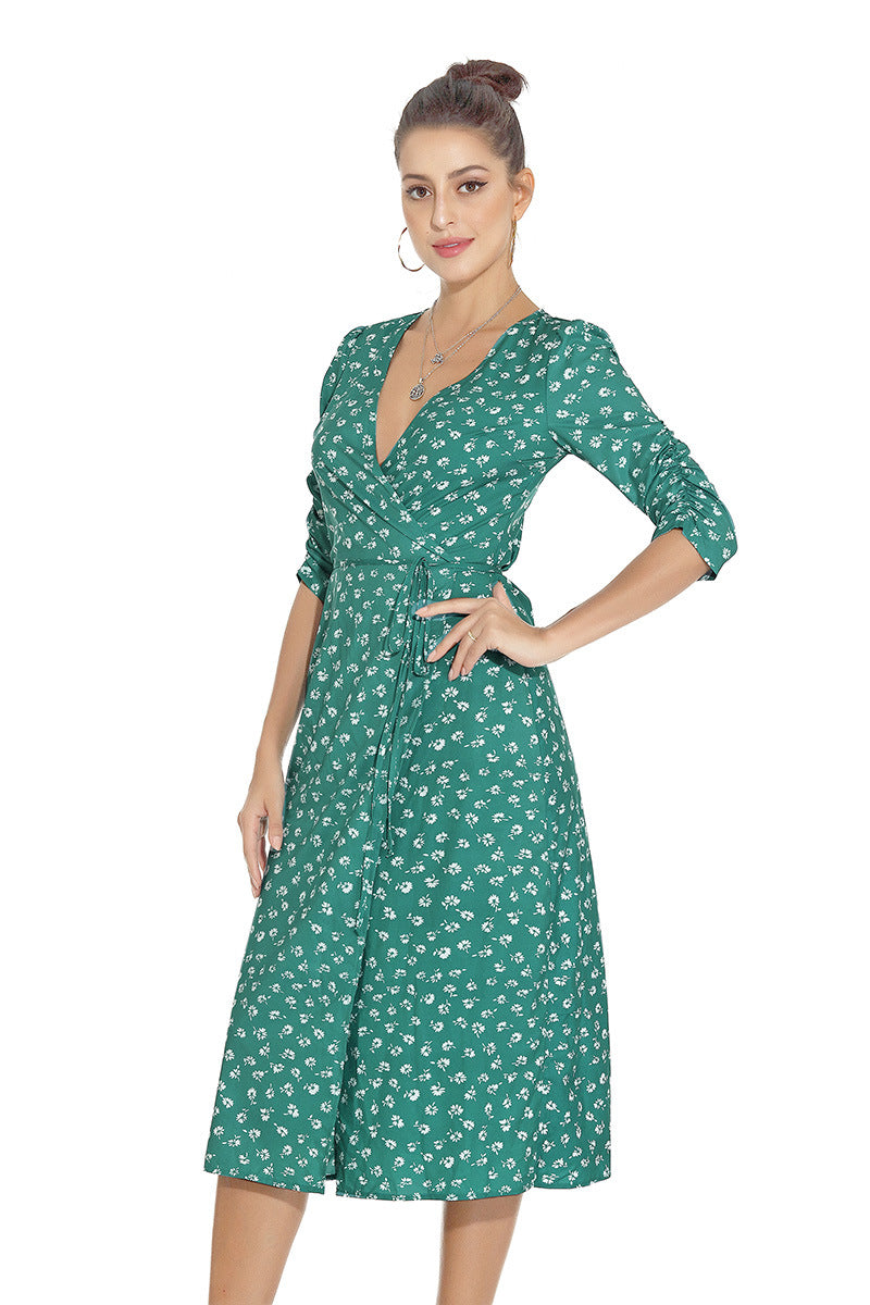 1950s Red Floral Print V-Neck Wrap Midi Dress with 3/4 Sleeves and Front Slit