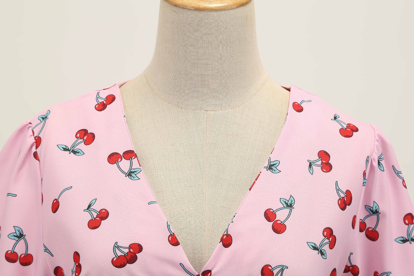 1950s White Musical Instrument Print Short Sleeve Vintage Dress